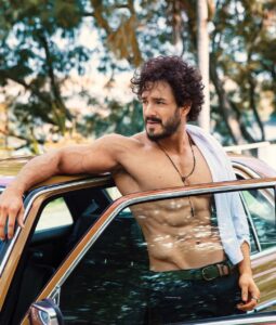 Akhil Akkineni Instagram - A new year, a new me. 2022, I’m ready for you 💪🏻. Wishing every single one of you a happy new year. Let your fire burn 🔥