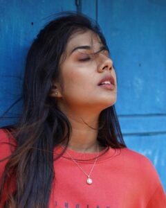 Akshaya Udayakumar Instagram - Focus on me ,not the caption !🥹🧡#bubble 
Pc:- @dev.abishek