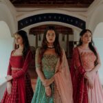 Akshaya Udayakumar Instagram - Bridal series by @barakahdesignhouse ✨ . Outfit: @barakahdesignhouse In frame: @aiswarya_rashmi @naatya_ @akshaya__udayakumar Shot by:@karthiknair95 Makeup: @anjalisnair_makeup Production: @candidstoriesbykarthik Team: @hariprasad.harish @imthiyas_ia @ameer__ami_ . . . . . #bridalcollection #indianbride #bridesinspo #lehenga #keralabride #southindianbrides #blousepatterns #blouseback ##handembroidery #bridalblousedesigns #southindianfashion #bridalaffair #bridalstyling #barakah #barakahdesignhouse