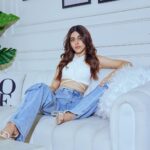 Alaya F Instagram - Swipe for some smiles 😄🥰 Photos by @dinesh_ahuja Styled by @mohitrai @shubhi.kumar @teammrstyles Hair by @souravroy_1999 Make up by @taniadhingra Top @clubllondon @frisky.in Pants- @madison_onpeddar Jewellery - @tanzire.co