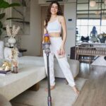 Alaya F Instagram - The best cleaning partners one could ever ask for - MJ and my @dyson_india V12! 💜 #DysonIndia #DysonHome #collaboration