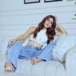 Alaya F Instagram - Swipe for some smiles 😄🥰 Photos by @dinesh_ahuja Styled by @mohitrai @shubhi.kumar @teammrstyles Hair by @souravroy_1999 Make up by @taniadhingra Top @clubllondon @frisky.in Pants- @madison_onpeddar Jewellery - @tanzire.co