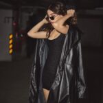 Alaya F Instagram - Issa vibe 💫 last night for the Freddy success party!🖤 Photos by @trishasarang Hair & Make up by @esther_hmu Styled by @mohitrai @shubhi.kumar @shrey_vaishnav_ @teammrstyles Dress @wearcecil Trench @freakinsindia Jewellery by @dripproject.co