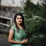 Alina Padikkal Instagram - Last from the green series💚🍀 Stylist @nithinju @sksreez Mua @aleena.makeupartist Otd @sawariya_designs Desighner @vishnu____aravindh Jewls @kaya_online_ Pic @lights_of_visakh @light_arts_story