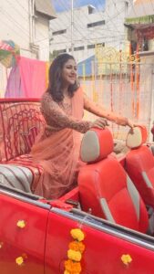 Alya Manasa Instagram - Reels of the day with sopana Sundari car 🚗 
Outfit @nirali_design_house 
Earrings @shanus_boutique