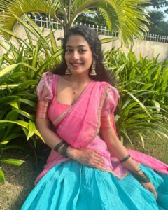 Anjali P Nair Instagram - Pongal special🌸🌸….!
Costume courtesy: @labelswarupa 🤍