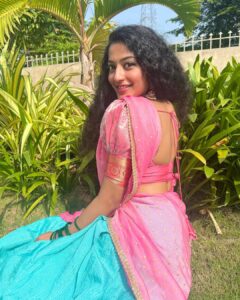 Anjali P Nair Instagram - Pongal special🌸🌸….!
Costume courtesy: @labelswarupa 🤍