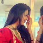 Anjana Sukhani Instagram - She beats to the beauty of her wildflower heart and seashore soul.... HNM @deeartistry9 @kri.entertainment Somewhereontheearth