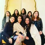 Anjana Sukhani Instagram - u had me at "I Hate tht bitch too " #galgang #,missingmygals #reunion #reunionneededpronto @mandakiniraina @swatsmalhotra @charul_suri @baidmeghna @kusumbhi @thehighstreetus Somewhereontheearth