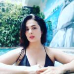 Anjana Sukhani Instagram - #waterbaby #pool #pondy #vacay #girls #livinlavidaloca @grandhoteldeeurope #pondicherry #anjanasukhani #sindhigirl #lovemyjob #lovemyindia #travel French Colony Pondicherry