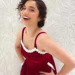 Ankita Lokhande Instagram - “The beauty of a woman is not in a facial mode, but the true beauty in a woman is reflected in her soul. ...❤️