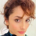 Ankita Lokhande Instagram - I’m not sure but I definitely look like someone here in these pictures. Any guess ?