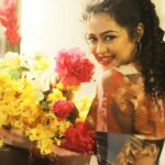 Apsara Rani Instagram - Good morning🌞 Happy weekend you all❤️😍 . . . . #apsararani #apsara #goodvibes #morningvibes #bhoombhaddal #dangerous