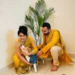 Apsara Rani Instagram - Family first❤️🎊🎉🪔 Diwali celebrations🪔🪔🪔 . . . #diwalicelebration #apsara #apsararani #family #silentdiwali