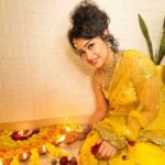 Apsara Rani Instagram - Happy Diwali to all of you and your Loved ones 🪔🎊🎉 May the festival of lights bring you happiness and everything you wish for ❤️🎊🎉🤗🪔🪔🪔🪔🪔🪔 . . . #happydiwali #apsara #apsararani #actress