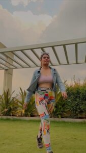 Ashima Narwal Instagram - When it’s raining instead of summers! We are at the brink of climate change! Just a friendly reminder 

Love 

Ashima

Vc @addiction_to_1.8f
Outfit @pumaindia 

#ashima #ashimanarwal #tollywoodactress #bestactress #southtvawards2023 #vandebharat #indianactresses #model #ig_india #ig_mumbai #ig_delhi #ig_hyderabad #gymwearaddicts #fitnessjourney #gymstyle #pumaindia #pumawomen