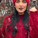 Celina Jaitly Instagram - Merry Christmas and Frohe Weihnachten to you from Austria !!! #froheweihnachten #merrychristmas #austria #celina #celinajaitly #celinajaitley #bollywood #christmas #snow #whitechristmas #zaraoutfit #beautyqueen #missindia #missuniverse #austriangirl #indianwomen #redsweater #winterhat Austria, Europe