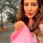 Chahatt Khanna Instagram - Happiness 🌸#chahattkhanna #digitalinfluencer #contentcreator #influencer #reelitfeelit #reelsinstagram #indian #indianoutfit #makeup #reelkarofeelkaro