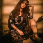 Chahatt Khanna Instagram - A loyal woman will do more for you than all your boys combined.. @subisamuel @rezachirag @stylistsony @jessdoesyourmakeup Subi Samuel