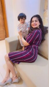 Chaitra Rai Instagram - My Princess 🧿♥️👩‍👧
@nishkashetty_official 

#my #princess #myeverything #momanddaughter #baby #babygirl #nishkashetty #trending #reelsinstagram #reels #babyreels #thankful #nishkashetty #chaithrarai17
