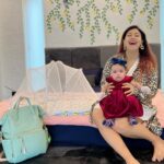 Debina Bonnerjee Instagram - Time flies ! . From @lianna_choudhary ‘s first ever trip …. To Alibaug. The time when she has this one expression ..💓 . Travel made easy with @babyjalebi bag and travel bed. PR @dinky_nirh