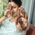 Debina Bonnerjee Instagram - Mehendi ✔️ Vibe ✔️ Prep ✔️ . All set for karwachauth tomorrow Outfit:- @chhapa_gj8 @oakpinionpr Mehendi by :- @vashifa_mehendi_makeover 📷 @sk_click_a_world