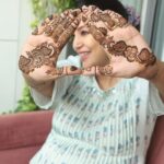 Debina Bonnerjee Instagram - Mehendi ✔️ Vibe ✔️ Prep ✔️ . All set for karwachauth tomorrow Outfit:- @chhapa_gj8 @oakpinionpr Mehendi by :- @vashifa_mehendi_makeover 📷 @sk_click_a_world