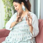 Debina Bonnerjee Instagram - Mehendi ✔️ Vibe ✔️ Prep ✔️ . All set for karwachauth tomorrow Outfit:- @chhapa_gj8 @oakpinionpr Mehendi by :- @vashifa_mehendi_makeover 📷 @sk_click_a_world