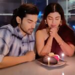 Debina Bonnerjee Instagram - Likh likh ke pareshan… feeling hain.. samajh lo yaar 😍 . . . . . . . #gurmeetchoudhary #debinabonnerjee #gurbina #reels #reelsinstagram #trendingreels #love