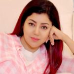 Debina Bonnerjee Instagram - When you are home full time … you pose with your pup. . #ootd @luluandskyofficial