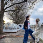 Debina Bonnerjee Instagram - Winter mornings like these …..☃️ With a warm heart ❤️ . . . ❄️❄️🧊 #alreadyathrowback #london #winter #couplegoals #gurmeetdebina @guruchoudhary