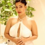 Debina Bonnerjee Instagram - Feeling bold & beautiful while posing in my favourite colour 🤍 Admiring & Accepting all the beautiful changes within me.. This song lyrics suites my current state of mind : “If I was you, I’d wanna be me too.” 😉🥰 #selflove . Dress : @ikichic_official 🤍 . . #love #bold #confident #debinabonnerjee Ditas Mumbai