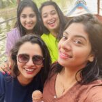 Dhanya Mary Varghese Instagram - Sometimes we need a break... 😜 @paloma_backwater #dhanyamaryvarghese #life #friends #friendship #resort #backwaters #backwatersofkerala #resorts #palomabackwaterresort #actorslife #biggboss