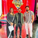 Dhanya Mary Varghese Instagram - Flowers ഒരു കോടി #dhanyamaryvarghese #johnjacob #lifewithjod #flowersorukodi #flowerschannel