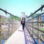 Dhanya Mary Varghese Instagram - A quick reel while going home🕺💃 Hanging bridge at Kalambur😍 #dhanyamaryvarghese # johnjacob #reelsvideo #actores #hangingbridge #trending #varisu #jimmikiponnu #vijay #resmikamanadanna #tamil #tamilhits #dance#biggbossmalayalam #asianet