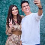 Diana Penty Instagram - Kickstarting #Selfiee with a 🤳 @akshaykumar @raj_a_mehta @dharmamovies Bhopal, Madhya Pradesh