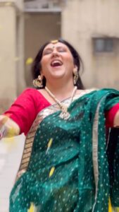 Dipika Chikhlia Instagram - #instagood #photography #photooftheday #instagram #picoftheday #fashion #beautiful #instadaily #mumbai #style #photo #happy #explore #reelitfeelit #reelofinstagram #reels #fashionreel #moodyreel #mumbaiinstagram #instagramreel #instareel#dipikachikhliatopiwala
#Trendingreels  #viral 
#Viralvideo #holi #festival #indian #dipika #dipikachikhlia