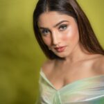 Donal Bisht Instagram - Look into my eyes with your own risk , just don’t get drown 😉🌊 . . . . . . . . . . . . . . . . . . . . . 📸 @deepak_das_photography MUAH : @makeoverbysejalthakkar Styled : @Akansha.27 @tiara_gal Outfit : @aayannabysiimmie Jewellery : @the_jewel_gallery Assisted by @stylebypriyankaa . . . . . . . . . #hot #explore #morning #goodmorning #donalbisht #view #instagood #instamood #aboutlastnight #goodvibes #happy #happymood #pictureoftheday #best #beautiful #dress #love #instadaily #instagram #instamood #instalike #blessed #actor #actress #actorslife #reel #green #photoshoot #glow #outfit #glam