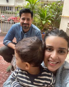 Ekta Kaul Instagram - Negative is the new positive! 
Stay well everyone. This strain is strange.. 
Keep your babies safe..
#recovered