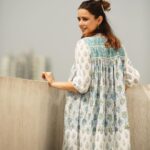 Ekta Kaul Instagram - The way I dress usually tells state of me being! 🌈🌈❤️❤️🌈🌈 Wearing : @shilpihandicrafts Captured by @iam_kunalverma