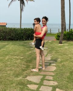 Ekta Kaul Instagram - Jungle book! 🤣💕