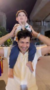 Ekta Kaul Instagram - My love for this man has tripled after we had Ved! He’s a doting father. 
From not been emotionally expressive to some one who is smothering Ved every moment for every little thing. 
Kissing hugging and expressing himself. 
I haven’t seen him on his phone when he’s around Ved. 
Never seen him getting work stress home and making sure that he’s around us for a good considerable amount every day when he’s not working. 
He’s always present. 
Always trying to make it special for Ved and us. 
And always always ready to accept and adjust.. 
I love you @sumeetvyas you are undoubtedly the best father I have seen. ❤️
Ofcourse after my dad.. 🤪😘