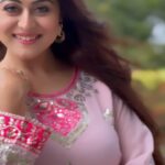 Falaq Naaz Instagram - 💕💕💕💕 . . . #trendingreels #falaqnaaz #jogiyave #jogiya #punjabisongs #réel #instagram #viralreels #joganhogayeve