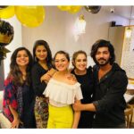 Falaq Naaz Instagram - It’s all about last night🎉🎂🥳 sheezan ka birthday 🥳 #photodump Location-: @kareemslokhandwla @khalidoon1
