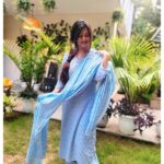 Falaq Naaz Instagram - Anaa pe vaar ke phenke hain aese waise bohot, Mera gurur salamat, Tumhare jaise bohot💫 . . . Wearing-: @aadab_kari_coutures_by_daniya Jhumka-: @the_jewel_gallery . . . #outfits #picoftheday #fashion #actress #styling #blogger #influencer #actress #collaboration #trending #explore #indian #explorepage #falaqnaaz #dailypost #picoftheday #lookoftheday #dress #clothing #brand #vocalforlocal #pakistani #cottonlawn