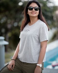 Gayathri Arun Instagram - 😎 Good evening Insta fam..
📸 @amalakkudreamcapture