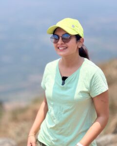 Gayathri Arun Instagram - Exploring the world with a green attitude 🧚🏼‍♂️ #happymorning #travelmode #vlogger #hillstations