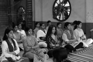 Gayathri Arun Instagram - These photos are the reminder of a truly unforgettable experience, Navarasa Sadhana. 
A workshop conducted by dearest Guru Venu Ji, which was full of activities designed to help us further our acting skills.  It include the lessons on the fundamentals of acting through Navarasas and Vyabhichari Bhavas. The practice sessions, improvisations, the stories of Guruji, and the extremely talented peers - what more could one ask for? The whole process was made even more enjoyable by the amazing atmosphere of the workshop at Natanakairali. Venu G created a warm and welcoming environment, where everyone felt comfortable to express themselves and take risks. Thank you @natanakairali, Venuji, Nirmala teacher, @kapilavenu and all my dear batch mates.. 
miss u all❤️🙏
📸 @manojparameswaran #NavarasaSadhana #ActingWorkshop #ActingSkills #Theatre #selfevolution #PerformingArts #ActorLife #ActorsLife