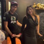 Hamida Khatoon Instagram - Villian - @anchor_dhanush Dance venuma dance eirukku, fight venuma fight eirukku dance eirukku fight eirukku #dancevenumadanceirukku #fun #dance #hamida #jessie