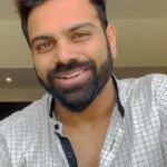 Hamida Khatoon Instagram - 𝑇ℎ𝑎𝑛𝑘 𝑦𝑜𝑢 @sreeramachandra5 𝐾𝑒𝑒𝑝 𝑆𝑚𝑖𝑙𝑖𝑛𝑔 𝐾𝑒𝑒𝑝 𝑆𝑢𝑝𝑝𝑜𝑟𝑡𝑖𝑛𝑔 𝐾𝑒𝑒𝑝 𝑉𝑜𝑡𝑖𝑛𝑔 @starmaa @disneyplushotstar #hamidakhatoon #hamida #hamidakhatoon #welovehamida #thaggedhele #loneranger #happyhamida #queenofhearts #strongwoman #biggbosstelugu #biggbossotttelugu #disneyplushotstar #bb5 #truefriends #friendshipgoals #sreeramchandra